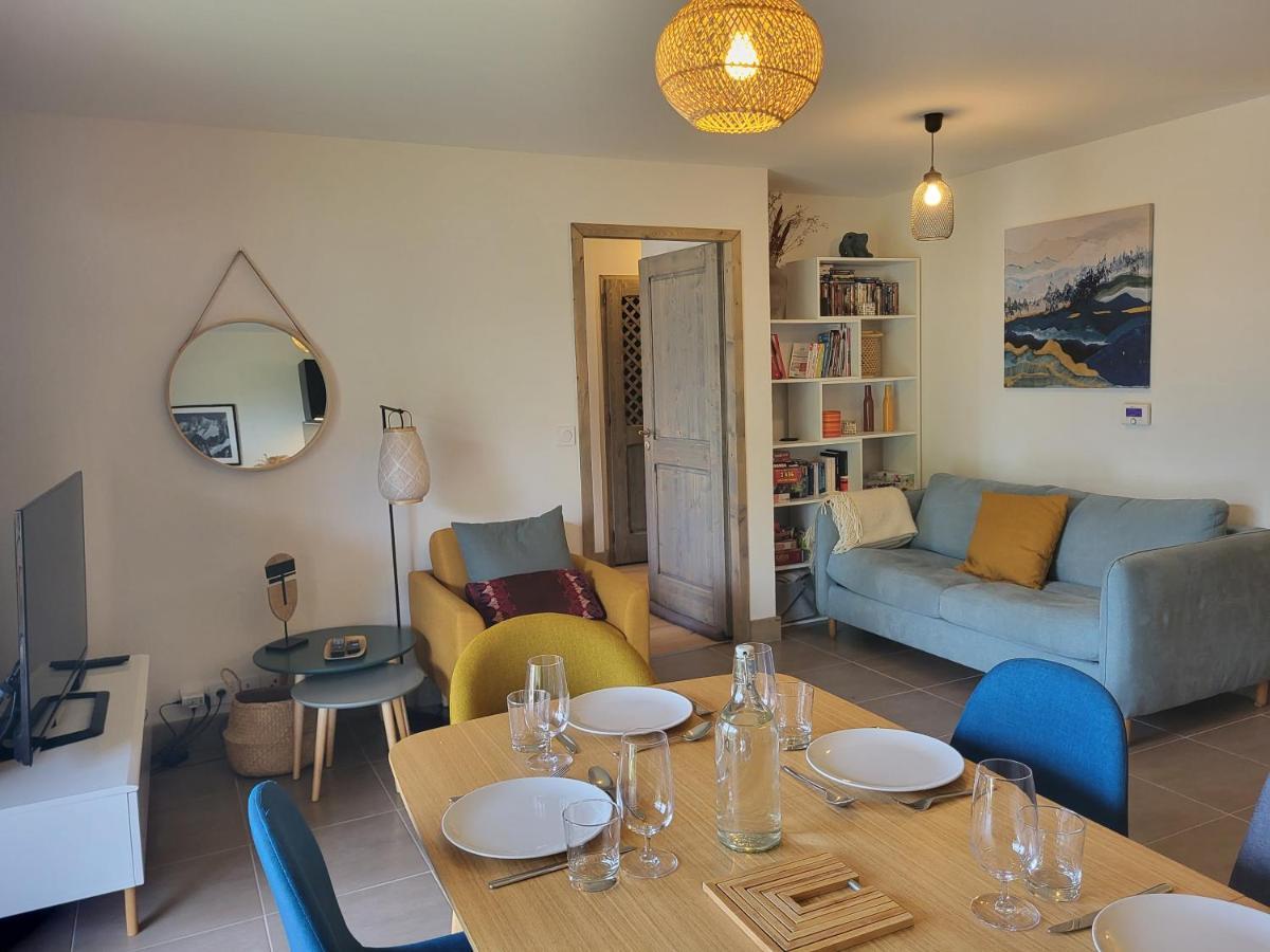 Le Criou - 3 Bedroom Apartment 5 Minutes Walk To The Village Centre Самоен Экстерьер фото